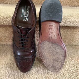 Bostonian Men’s Dark Burgundy Leather Wingtip Derby